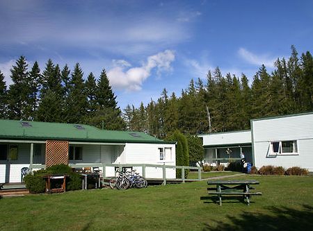 Alpine Holiday Apartments & Campground Ханмер-Спрингс Экстерьер фото
